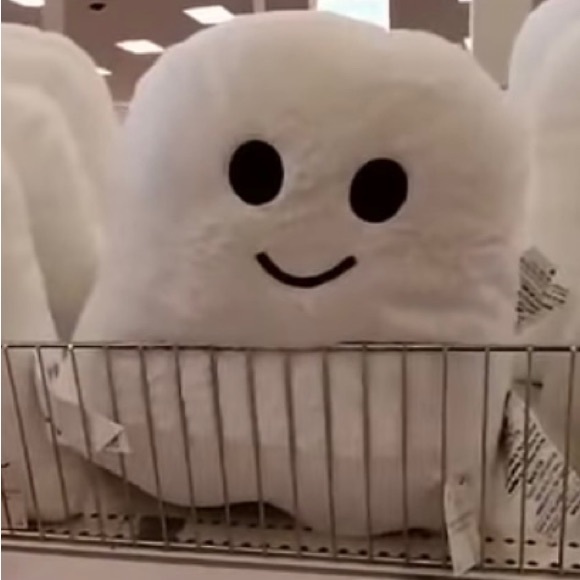 New in stores! Target Bullseye Playground Ghost Halloween Pillow - Picture 1 of 1